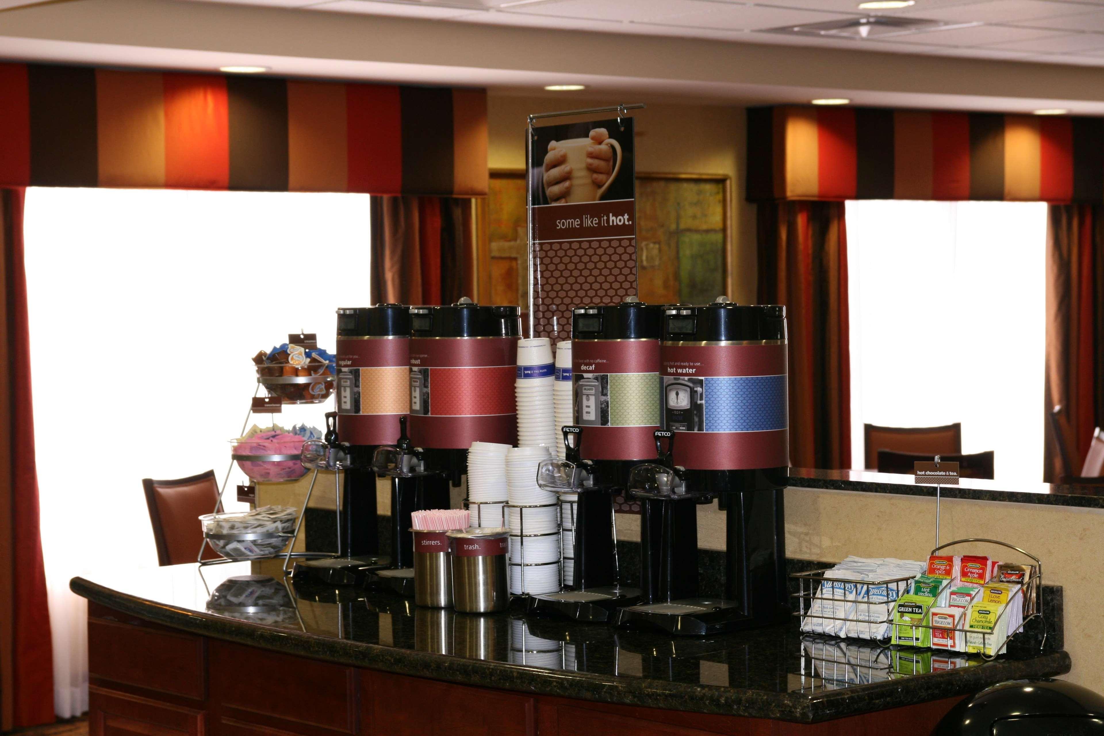 Hampton Inn Norco/Corona Ресторан фото
