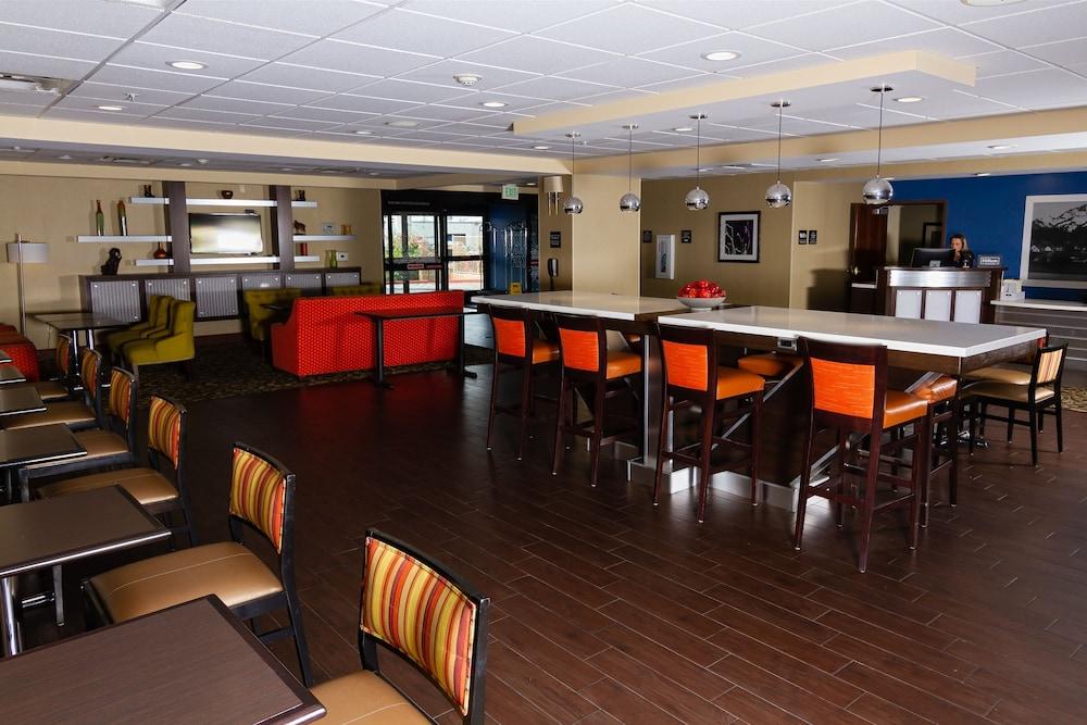 Hampton Inn Norco/Corona Экстерьер фото