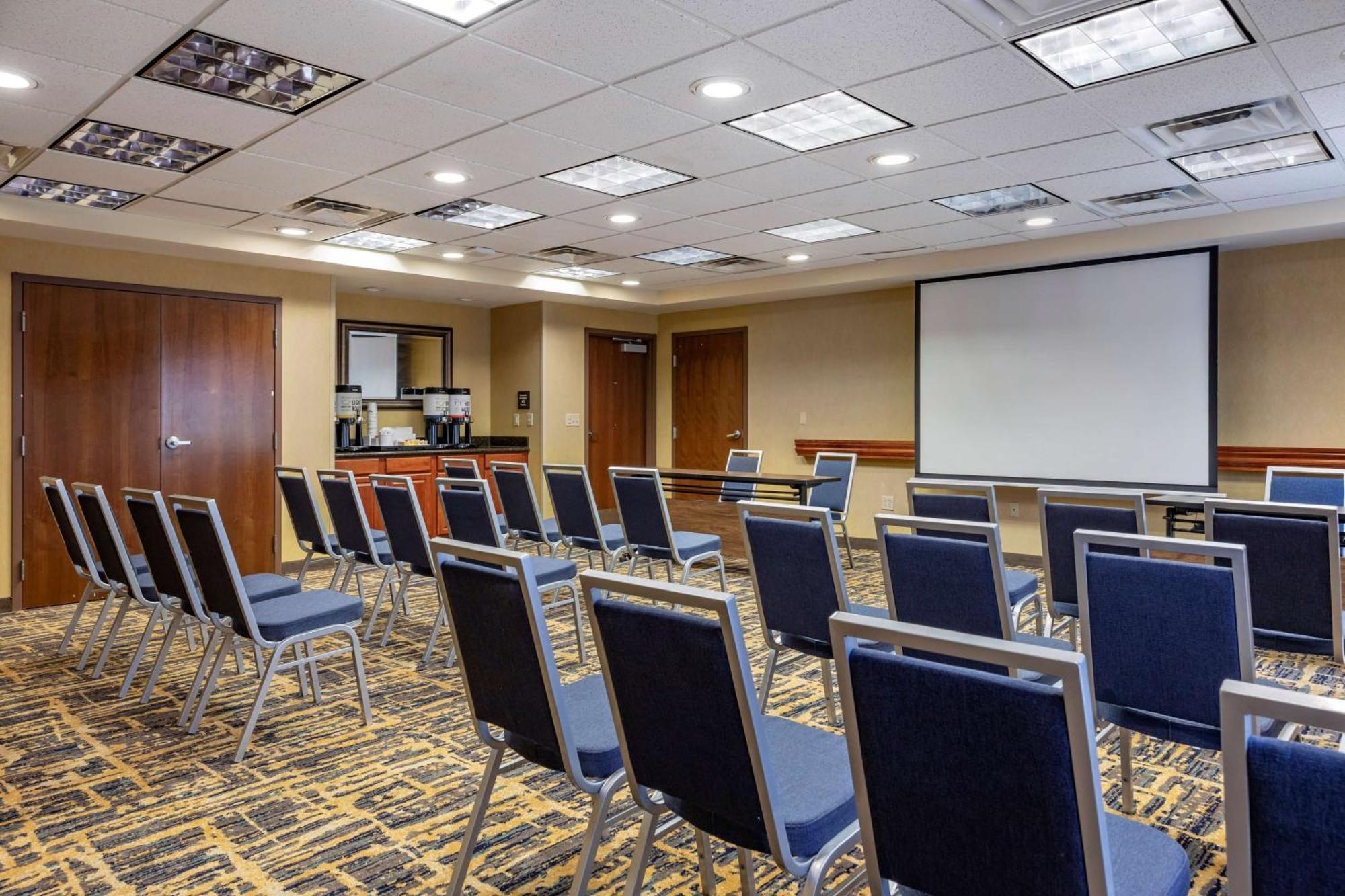 Hampton Inn Norco/Corona Экстерьер фото